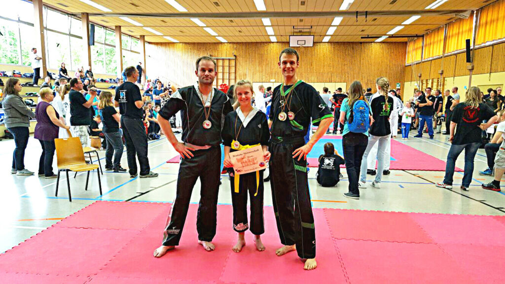 Gold für Kickboxer aus dem Sauerland