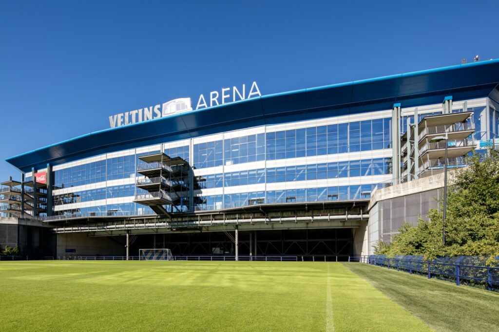 VELTINS-Arena, Arena auf Schalke