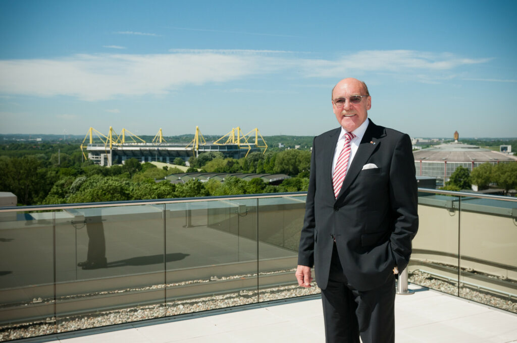 Reinhold Schulte - 2012 - auf dem Dach des SIGNAL-IDUNA-Gebäudes in Dortmund.