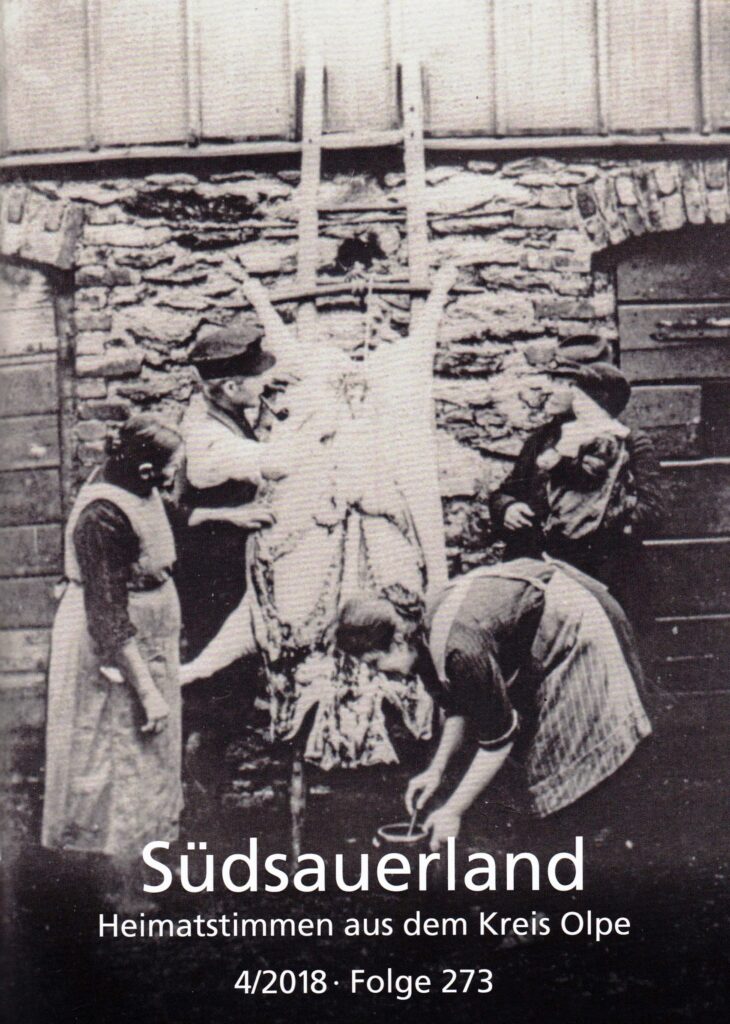 Das Titelbild von „Südsauerland“ zeigt eine Hausschlachtung in Kirchhundem-Benolpe um 1935. Repr: Kreisarchiv Olpe