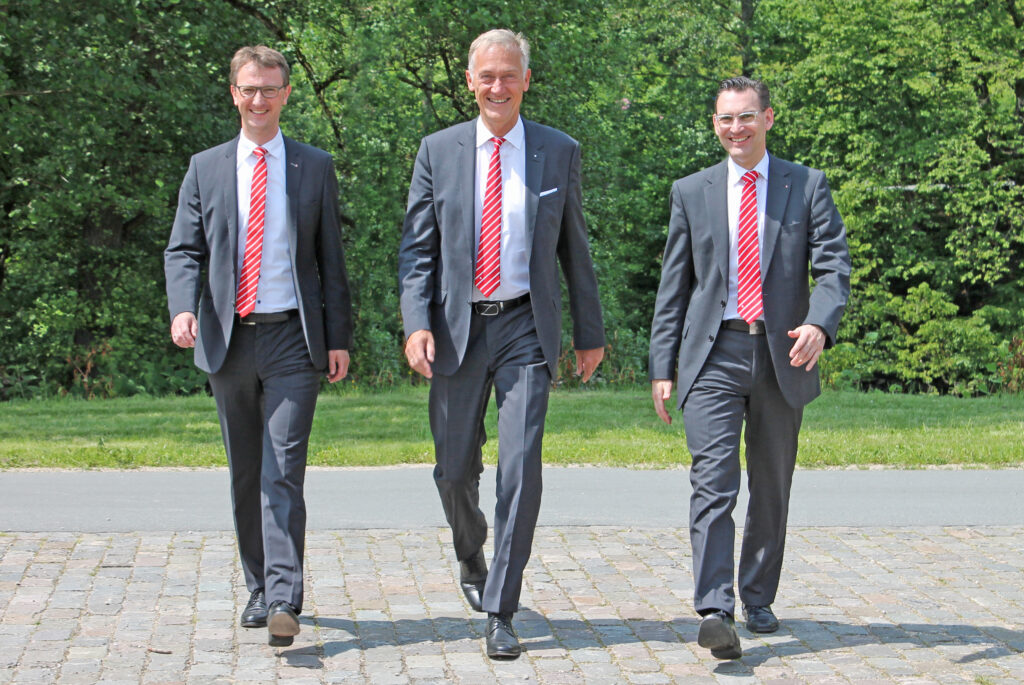 Der Vorstand der Sparkasse Mitten im Sauerland: Peter Vogt, Peter Schulte und Frank Nennstiel (von links)