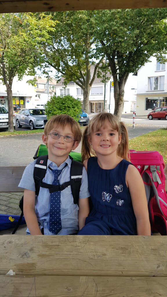 Aus Kindergartenfreunde wurden Schulfreunde … Sam und Jette